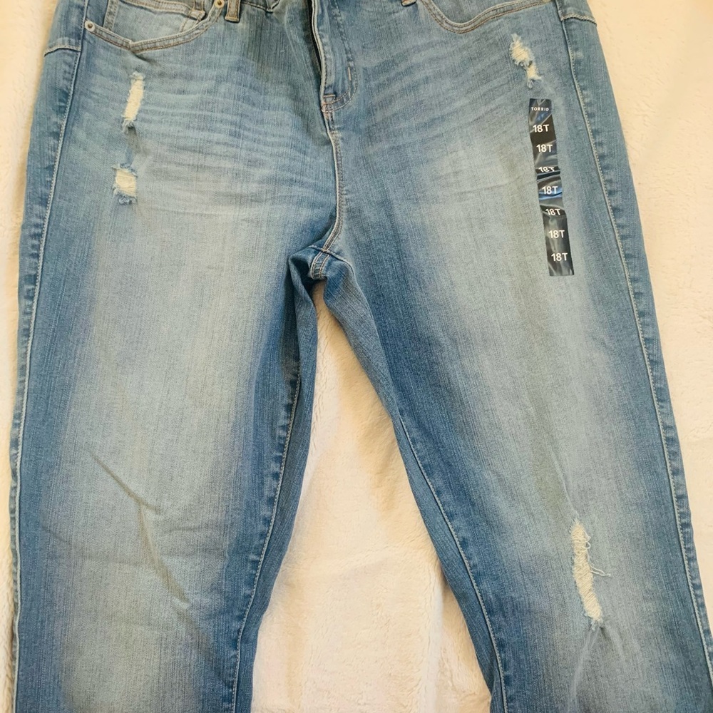 Torrid bomb shell skinny jeans